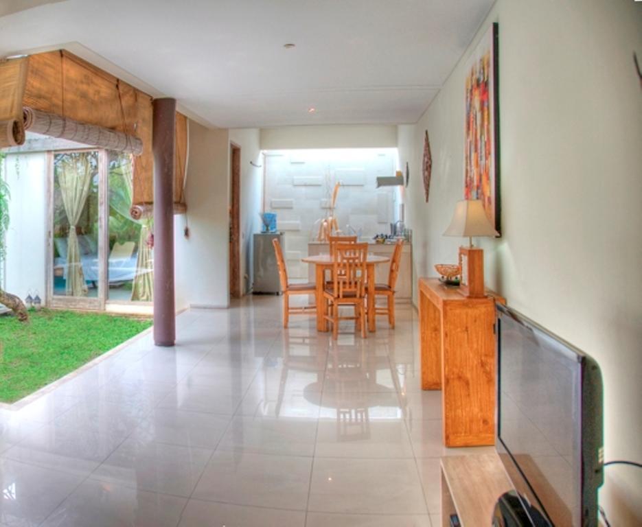 Villa Lestari Семіньяк Номер фото